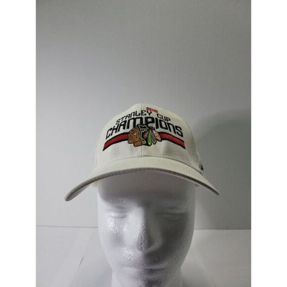 Chicago Blackhawks 2013 NHL Hockey Stanley Cup Champions Hat Reebok FitMax70 Cap